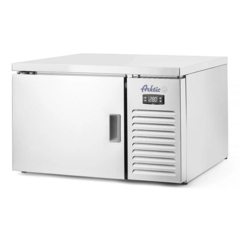 Schockfroster Edelstahl, 3 x GN 2/3, Kapazität für 3 x GN 2/3, Leistungsstarkes Schockgefrieren bis -40 °C, Kapazität: 3 x GN 2/3
