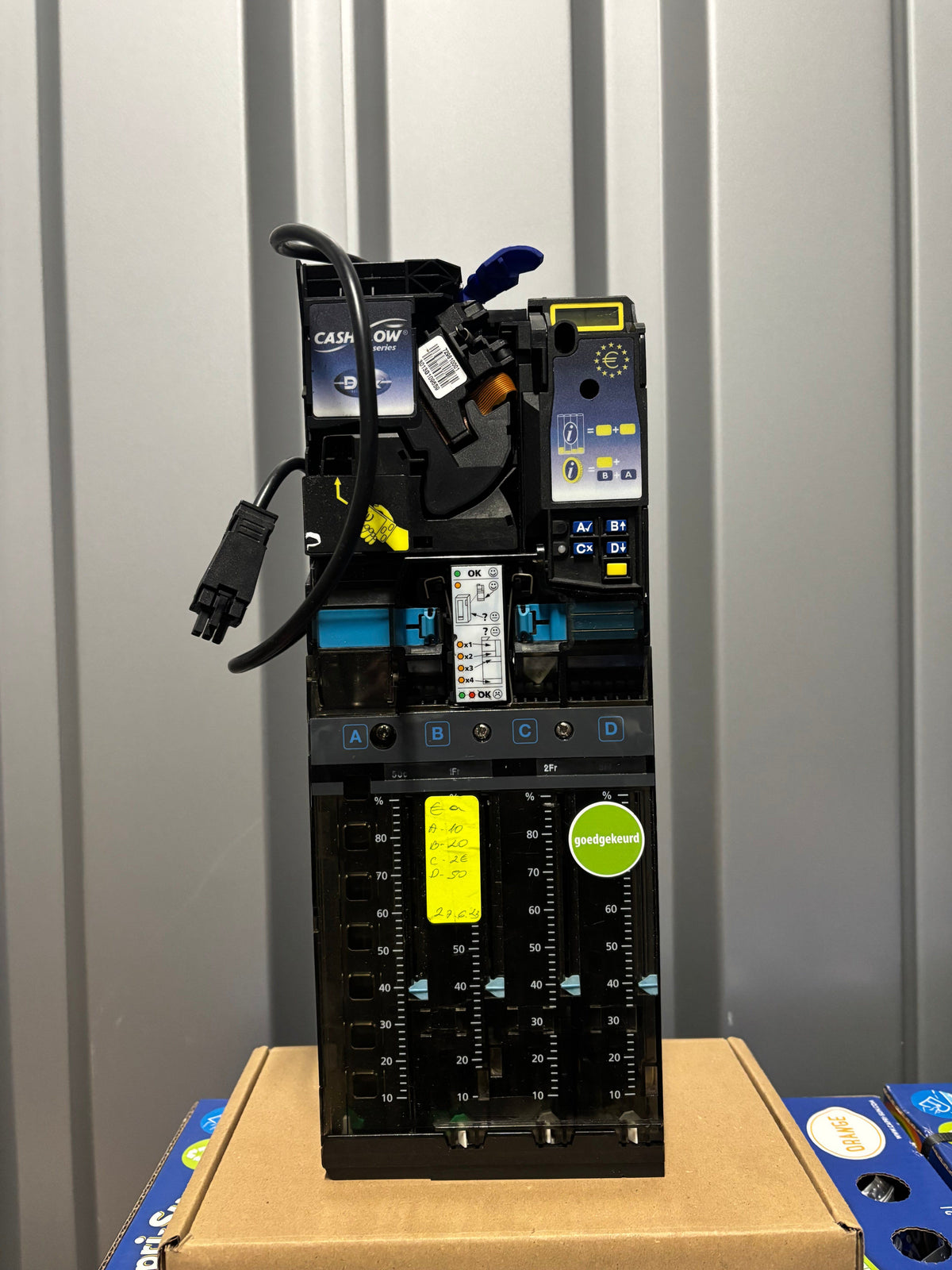 mei CashFlow 690 Snackautomat Münzschaltgerät / Münzwechsler